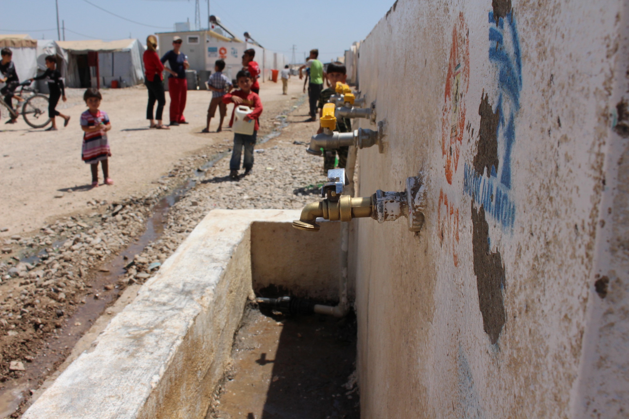 Irák: Obnova vodovodní infrastruktury a související prevence COVID-19 pro konfliktem zasažené obyvatele západního Mosulu